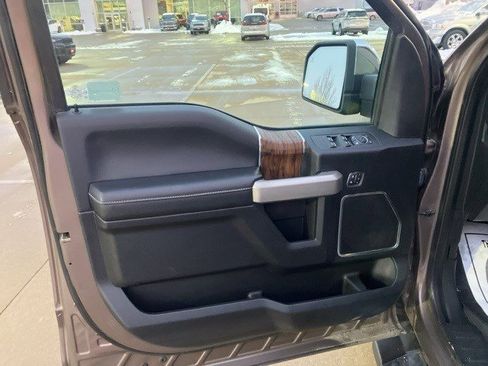 Used 2019 Ford F150 Lariat w/ Equipment Group 502A Luxury image 9