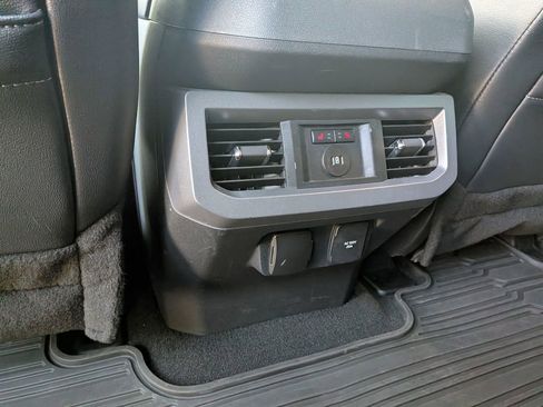 Used 2024 Ford F250 Lariat w/ Sport Appearance Package image 26