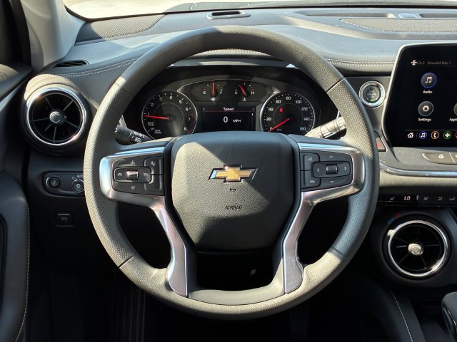 New 2026 Chevrolet Blazer LT w/ Convenience Package AWD/4WD image 21