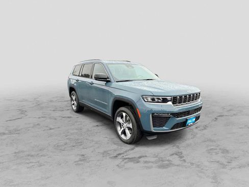 New 2026 Jeep Grand Cherokee L Limited image 2