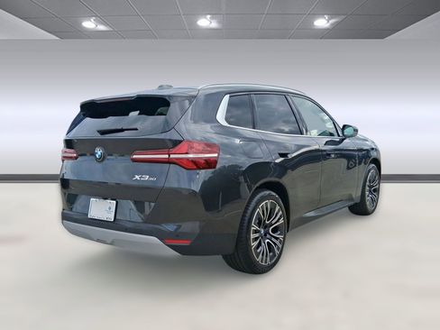Used 2026 BMW X3 xDrive30 w/ Premium Package image 8