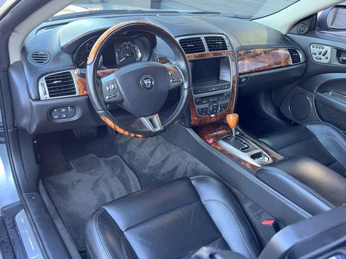 Used 2007 Jaguar XK Convertible image 14