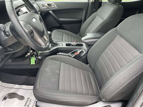 Used 2019 Ford Ranger XLT w/ Equipment Group 302A Luxury AWD/4WD image 13
