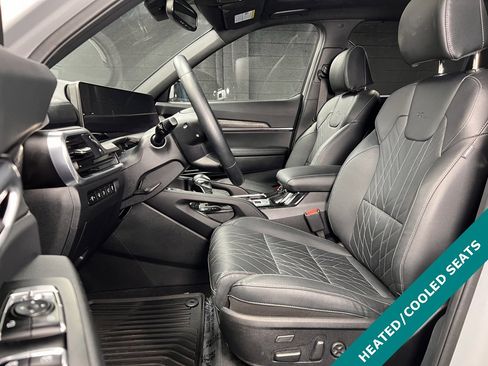 Used 2024 Kia Telluride SX X-Line image 3