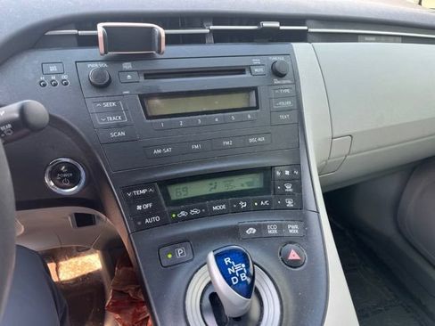 Used 2011 Toyota Prius Two FWD image 11