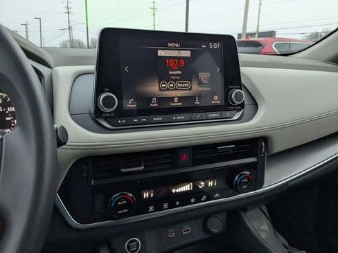 Certified 2023 Nissan Rogue SV image 19