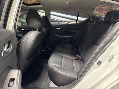 Used 2021 Nissan Altima 2.5 SR w/ SR Premium Package image 13