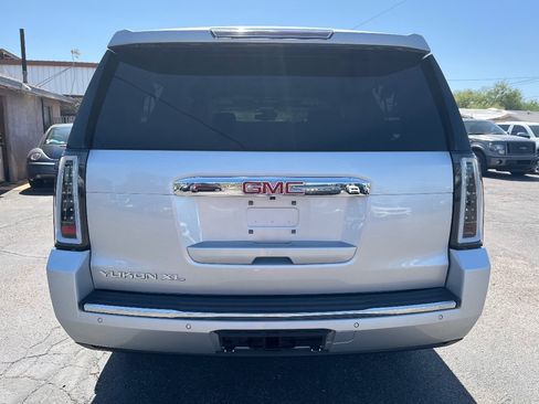 Used 2017 GMC Yukon XL Denali w/ Open Road Package RWD image 6