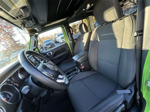 Certified 2019 Jeep Wrangler Unlimited Sahara image 15