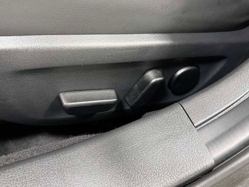 Used 2023 MAZDA MAZDA3 s FWD image 14