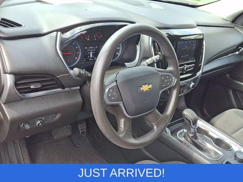 Used 2021 Chevrolet Traverse LS AWD/4WD image 10