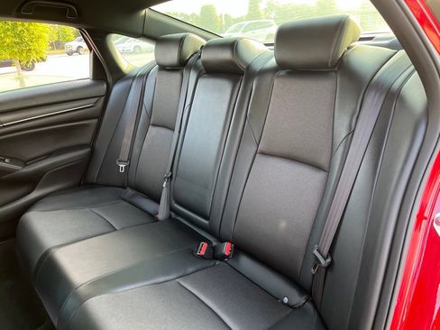 Used 2022 Honda Accord Sport image 35
