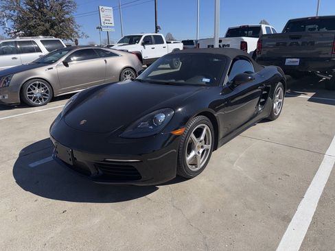 Used 2018 Porsche 718 Boxster image 1