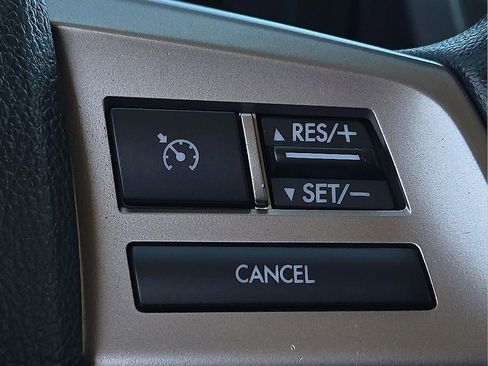 Used 2015 Subaru Forester 2.5i w/ Alloy Wheel Package image 18