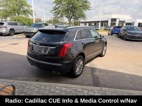 Used 2017 Cadillac XT5 Luxury w/ Driver Awareness Package AWD/4WD image 4