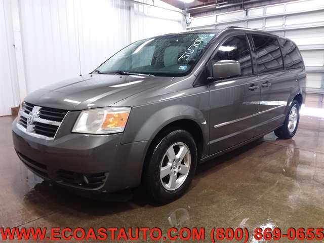 Used 2010 Dodge Grand Caravan SXT FWD image 4