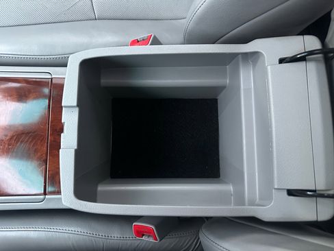 Used 2013 Toyota Highlander Limited image 53