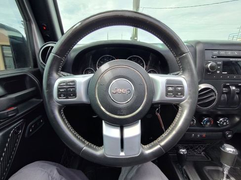 Used 2016 Jeep Wrangler Sport AWD/4WD image 21