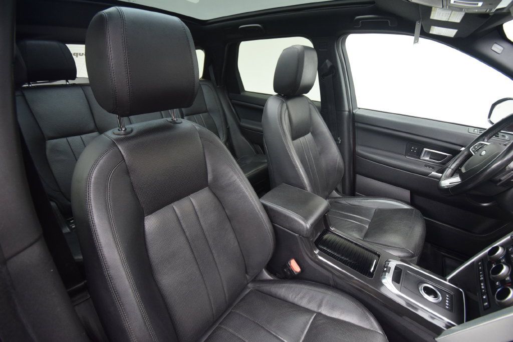 Used 2019 Land Rover Discovery Sport HSE AWD/4WD image 15