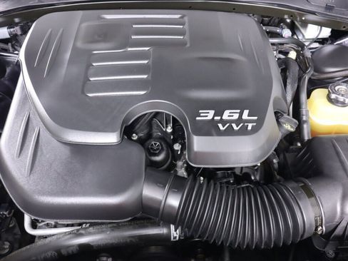 Used 2016 Dodge Charger SXT w/ Blacktop Package RWD image 38