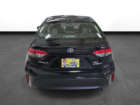 Used 2023 Toyota Corolla XLE FWD image 6