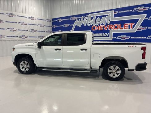 Used 2023 Chevrolet Silverado 1500 W/T w/ WT Value Package AWD/4WD image 3