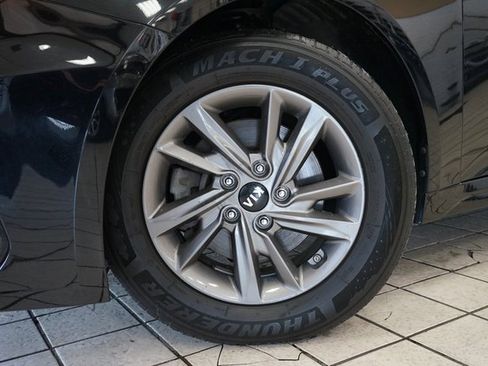 Used 2020 Kia Optima LX image 48