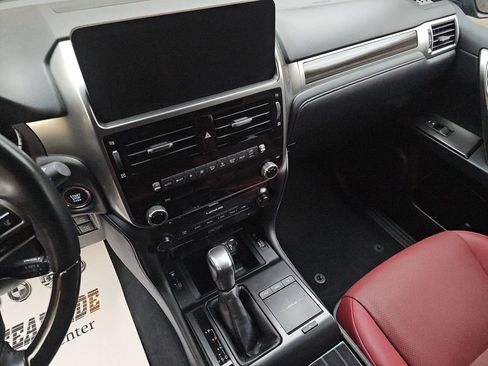 Used 2023 Lexus GX 460 Premium w/ Premium Plus Package image 11