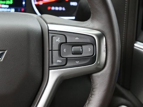 Used 2021 Chevrolet Silverado 1500 LT Trail Boss w/ Bed Protection Package AWD/4WD image 8