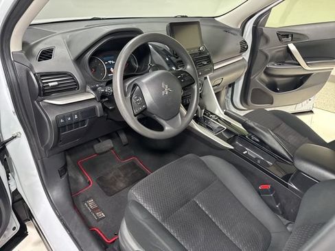 Used 2023 Mitsubishi Eclipse Cross LE AWD/4WD image 11