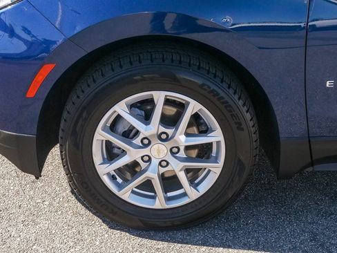 Used 2023 Chevrolet Equinox LT w/ LPO, Floor Liner Package image 5