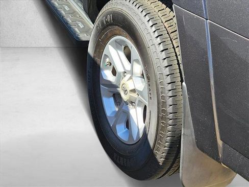 Used 2019 Toyota 4Runner SR5 image 12