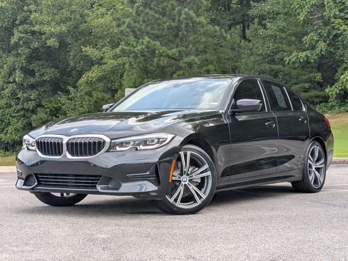 Used 2019 BMW 330i Sedan RWD image 4