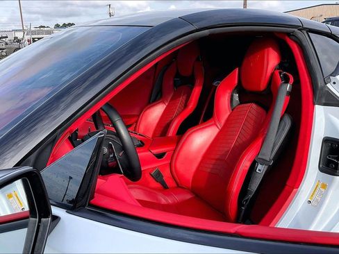 Used 2023 Chevrolet Corvette Stingray Premium Cpe w/ Z51 Performance Package RWD image 17