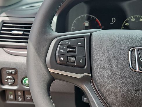 New 2026 Honda Ridgeline Sport image 21