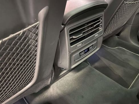 Used 2025 Audi Q7 3.0T Premium Plus image 15