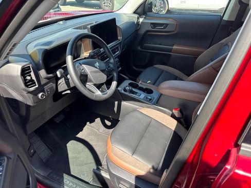 Used 2026 Ford Bronco Sport Outer Banks AWD/4WD image 8