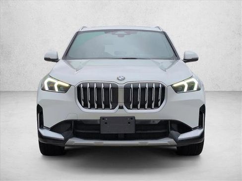 Used 2025 BMW X1 xDrive28i w/ Technology Package image 2