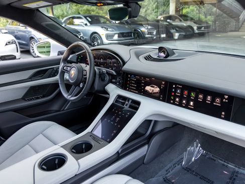 Certified 2023 Porsche Taycan GTS AWD/4WD image 63