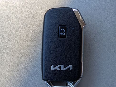 Used 2022 Kia Sorento SX image 31