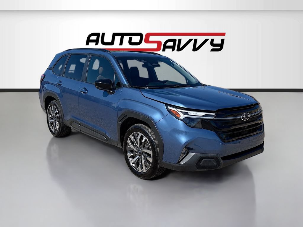 Used 2025 Subaru Forester Touring AWD/4WD image 1