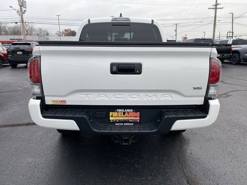 Used 2023 Toyota Tacoma TRD Sport image 8