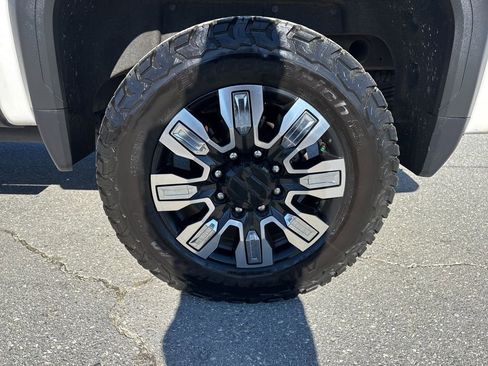 Used 2024 GMC Sierra 2500 Denali w/ Denali Reserve Package image 36