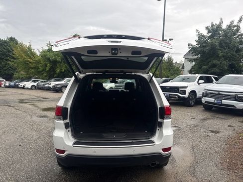 Used 2020 Jeep Grand Cherokee Limited AWD/4WD image 6