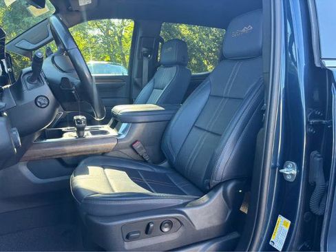 Used 2023 Chevrolet Silverado 1500 High Country w/ Technology Package image 13