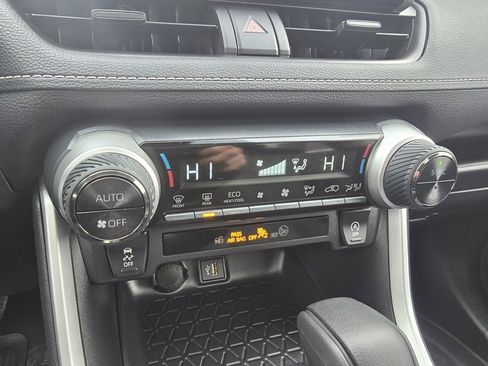 Certified 2025 Toyota RAV4 XLE image 23