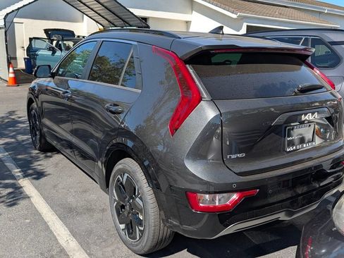 Used 2024 Kia Niro Wind FWD image 3