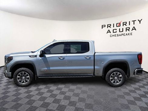 Used 2024 GMC Sierra 1500 AT4 w/ Technology Package AWD/4WD image 7