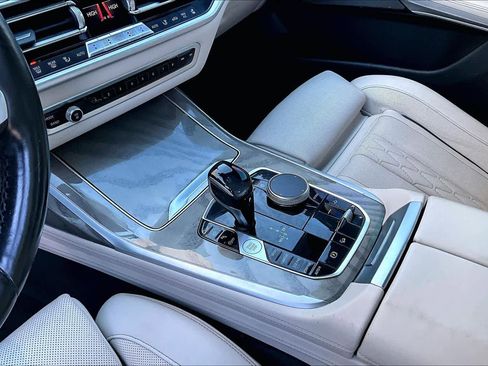 Used 2019 BMW X7 xDrive50i image 16
