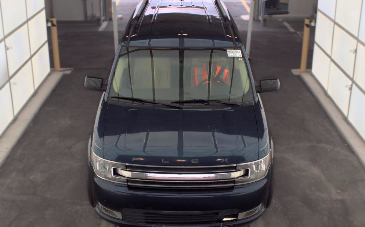 Used 2017 Ford Flex SEL w/ Equipment Group 202A FWD image 2